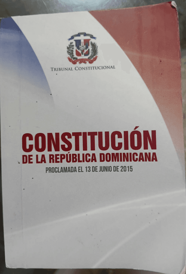 Constitución de la República Dominicana Proclamada el 13 de Junio 2015